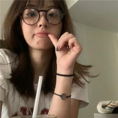 在我姐姐的婚纱里